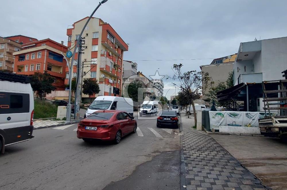 ÇAYIROVA KENT MEYDANI YANI 240 M2 SATILIK TİCARİ İŞ YERİ