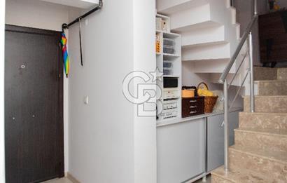 Karşıyaka Örnekköy'de Satılık 2+1 Dubleks