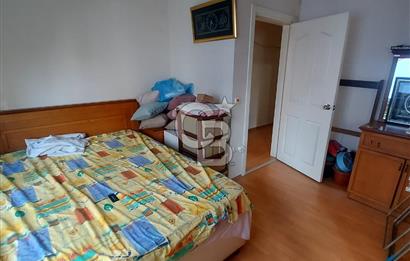 ÇAYIROVADA SİTE İÇERİSİNDE 3+1 GENİŞ VE KULLANIŞLI EŞYALI DAİRE