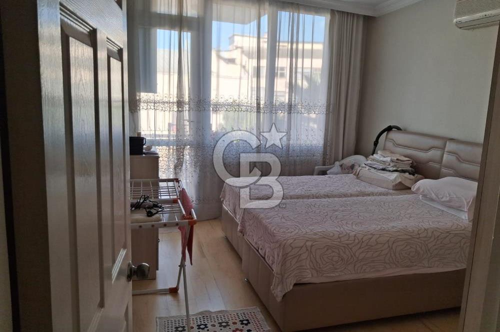 İZMİR KARŞIYAKA'DA 2+1 ASANSÖRLÜ OTOPARKLI ARAKAT SATILIK DAİRE