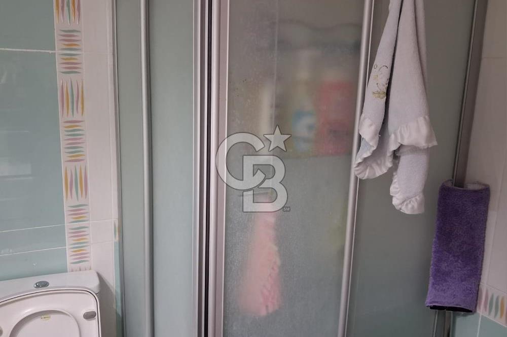 İZMİR KARŞIYAKA'DA 2+1 ASANSÖRLÜ OTOPARKLI ARAKAT SATILIK DAİRE