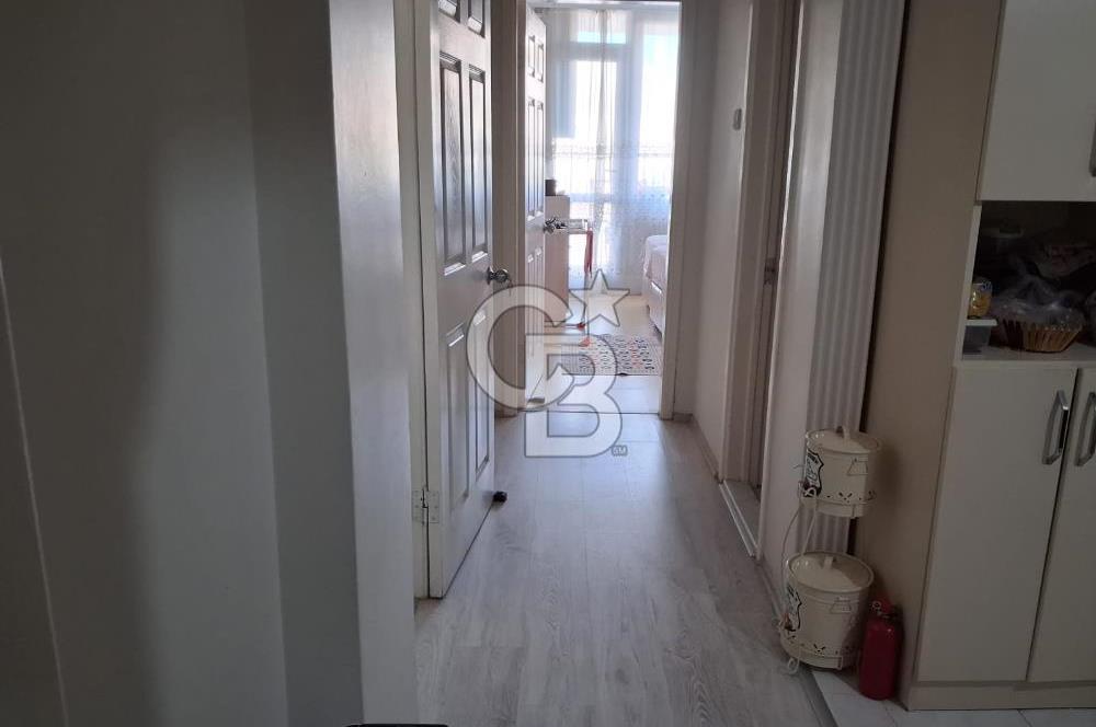 İZMİR KARŞIYAKA'DA 2+1 ASANSÖRLÜ OTOPARKLI ARAKAT SATILIK DAİRE