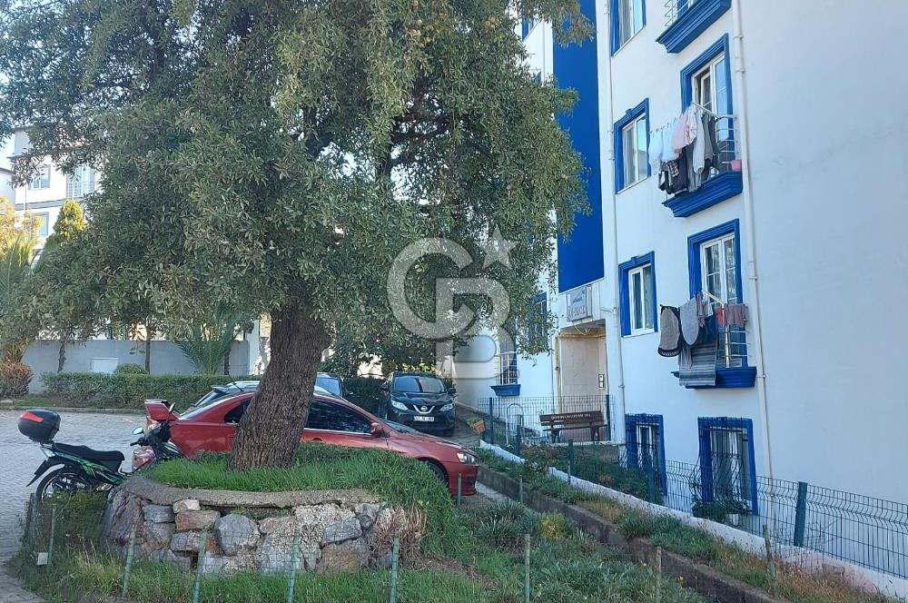 ÇAYIROVADA SİTE İÇERİSİNDE 3+1 GENİŞ VE KULLANIŞLI EŞYALI DAİRE