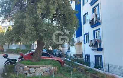 ÇAYIROVADA SİTE İÇERİSİNDE 3+1 GENİŞ VE KULLANIŞLI EŞYALI DAİRE