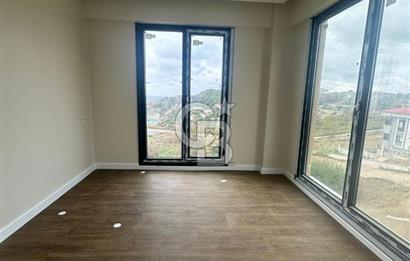 Arnavutköy Karaburunda Deniz manzaralı Satılık Villa 