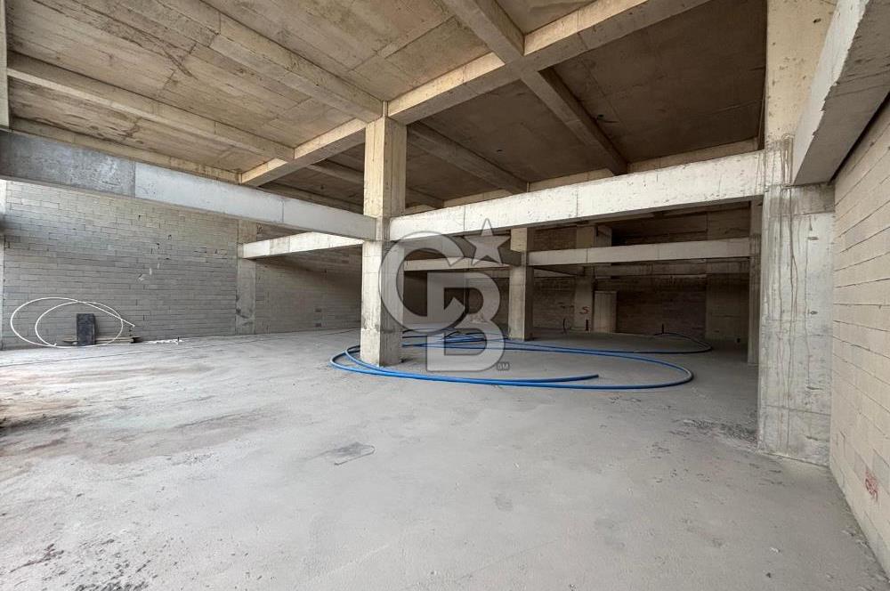 Ovacıkta Cadde Üzeri Büyük Vitrinli Satılık Dükkanlar