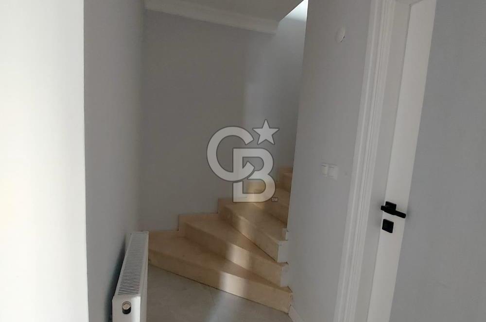 ÇAYIROVA İNÖNÜ MAH.2+1 GENİŞ TERS DUBLEKS(EMKAY PETROL CİVARI)