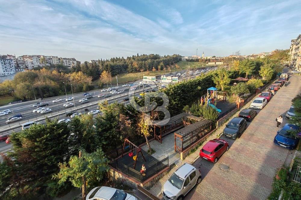 Metrobüse Çok Yakın Harika Konumda Fırsat Daire