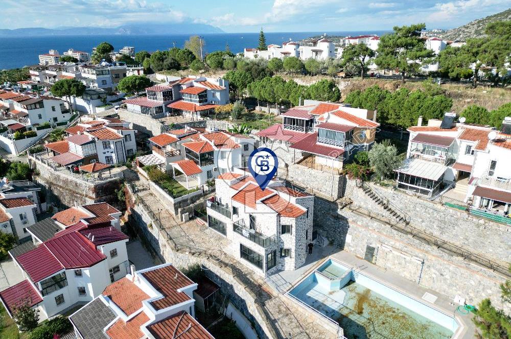 Kuşadasında Emsallerinin Altında Satılık Sıfır 3+1 Villa Fırsatı