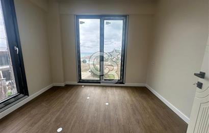 Arnavutköy Karaburunda Deniz manzaralı Satılık Villa 