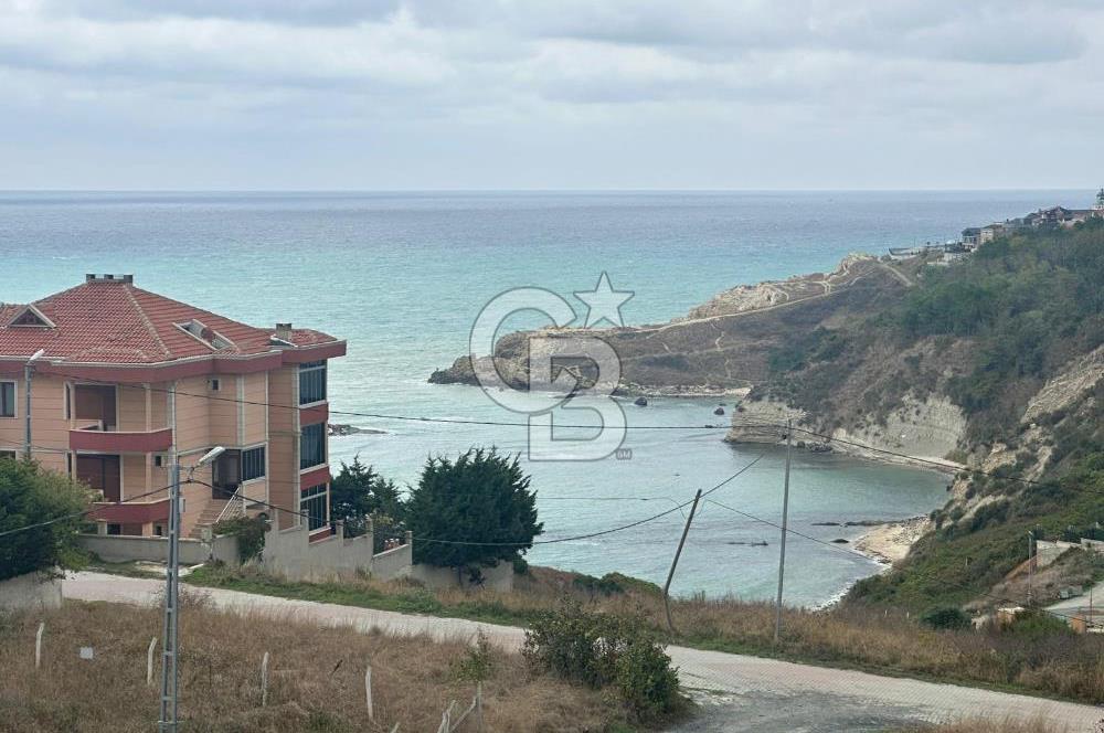 Arnavutköy Karaburunda Deniz manzaralı Villa