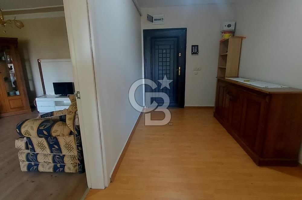 ÇAYIROVADA SİTE İÇERİSİNDE 3+1 GENİŞ VE KULLANIŞLI EŞYALI DAİRE