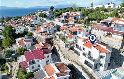 Kuşadasında Emsallerinin Altında Satılık Sıfır 3+1 Villa Fırsatı