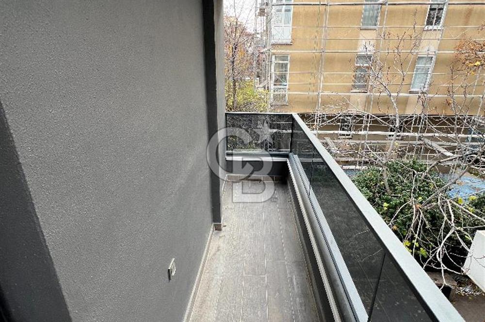 ÇANKAYA ATAKULE'YE YÜRÜME MESAFESİNDE SATILIK LÜKS BOŞ 1+1 DAİRE