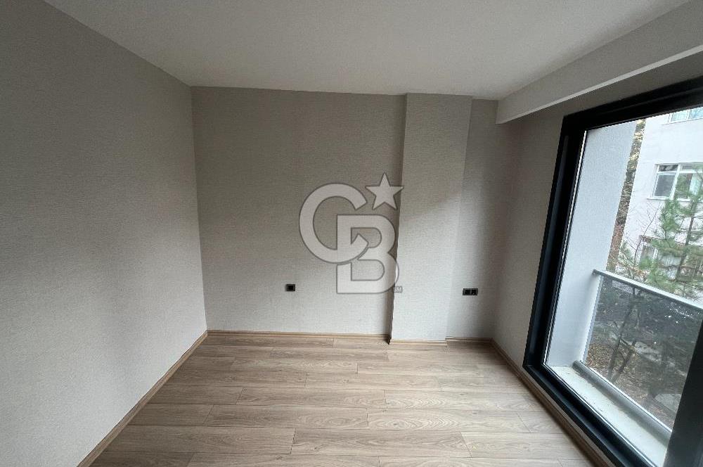ÇANKAYA ATAKULE'YE YÜRÜME MESAFESİNDE SATILIK LÜKS BOŞ 1+1 DAİRE