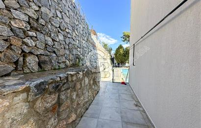 Kuşadasında Emsallerinin Altında Satılık Sıfır 3+1 Villa Fırsatı