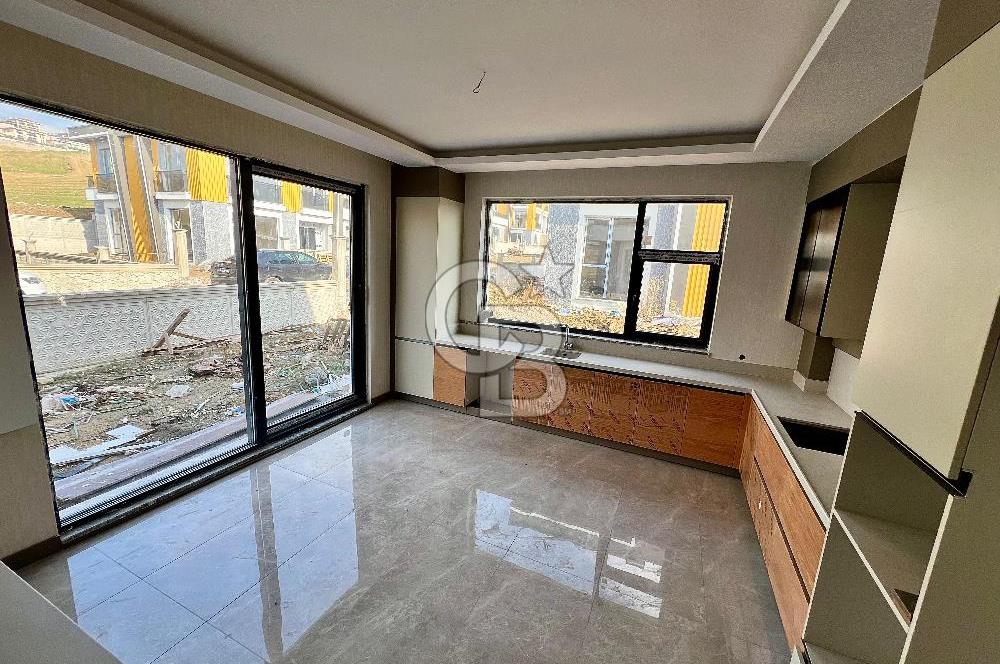 KARACAKAYA 240 M2 4+1 TERASLI MÜSTAKİL LOFT VİLLA 