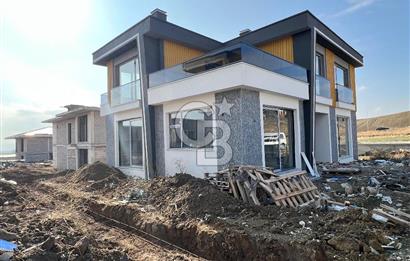 KARACAKAYA 240 M2 4+1 TERASLI MÜSTAKİL LOFT VİLLA 