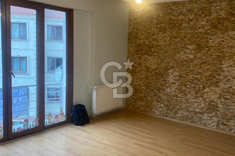 İstanbul Finans Merkezine Komşu, Site İçinde, 2+1 Genç ve Ferah