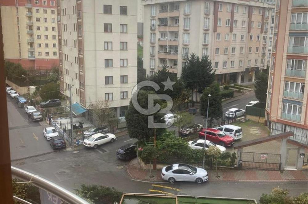 İstanbul Finans Merkezine Komşu, Site İçinde, 2+1 Genç ve Ferah