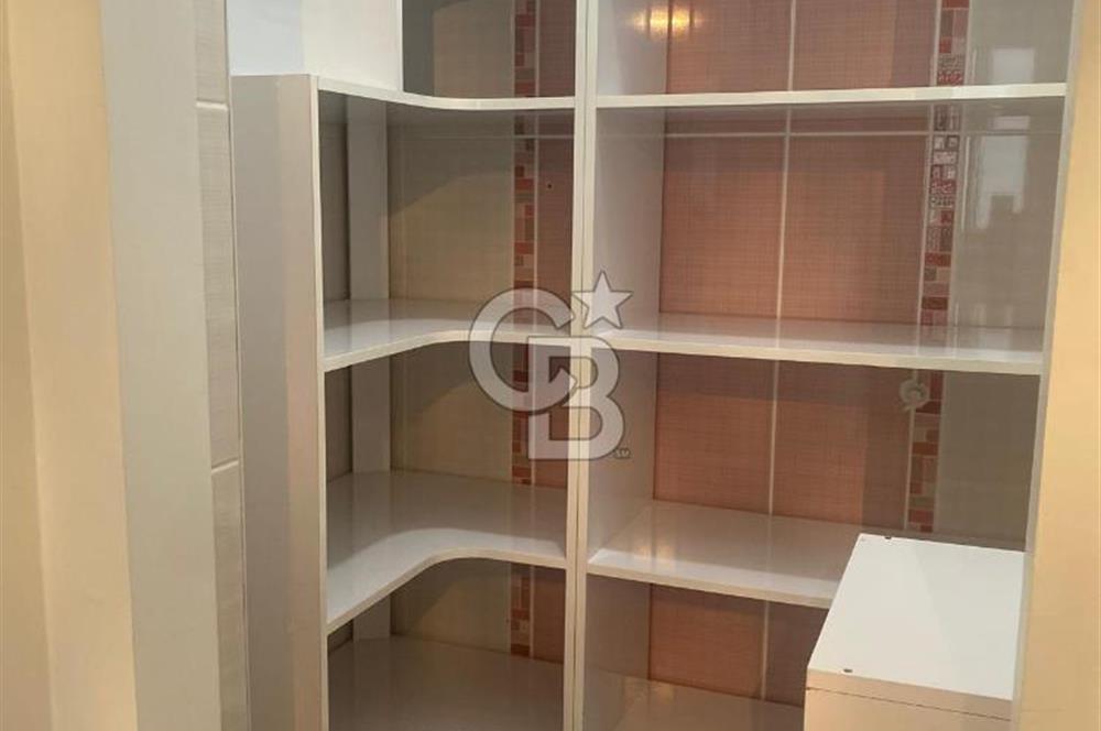 İstanbul Finans Merkezine Komşu, Site İçinde, 2+1 Genç ve Ferah