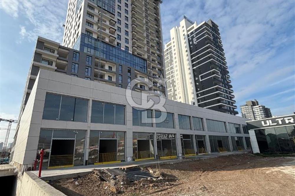 Ovacıkta Cadde Üzeri Büyük Vitrinli Satılık Dükkanlar