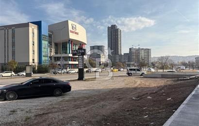 Ovacıkta Cadde Üzeri Büyük Vitrinli Satılık Dükkanlar