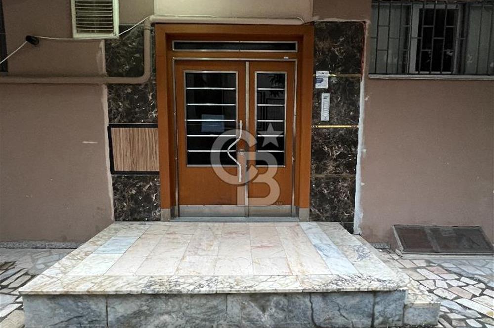 Yatırımlık! Karlıktepe'de Asansörlü Balkonlu Arakat Ferah Daire