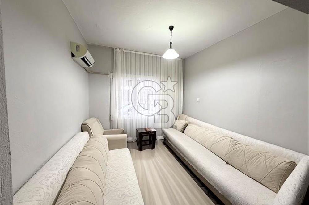 Konak Eşrefpaşada 2 Daireli Müstakil Bina