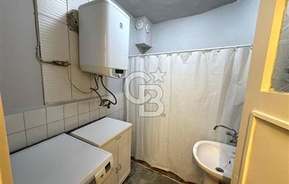 Konak Eşrefpaşada 2 Daireli Müstakil Bina