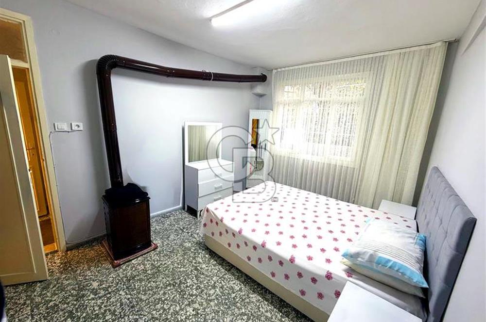 Konak Eşrefpaşada 2 Daireli Müstakil Bina