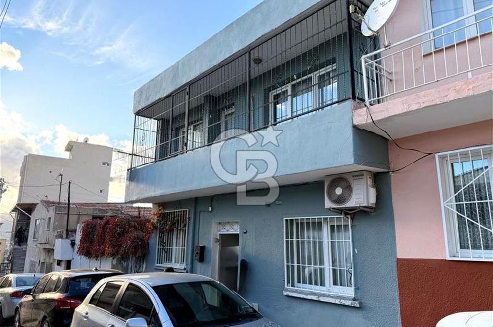 Konak Eşrefpaşada 2 Daireli Müstakil Bina