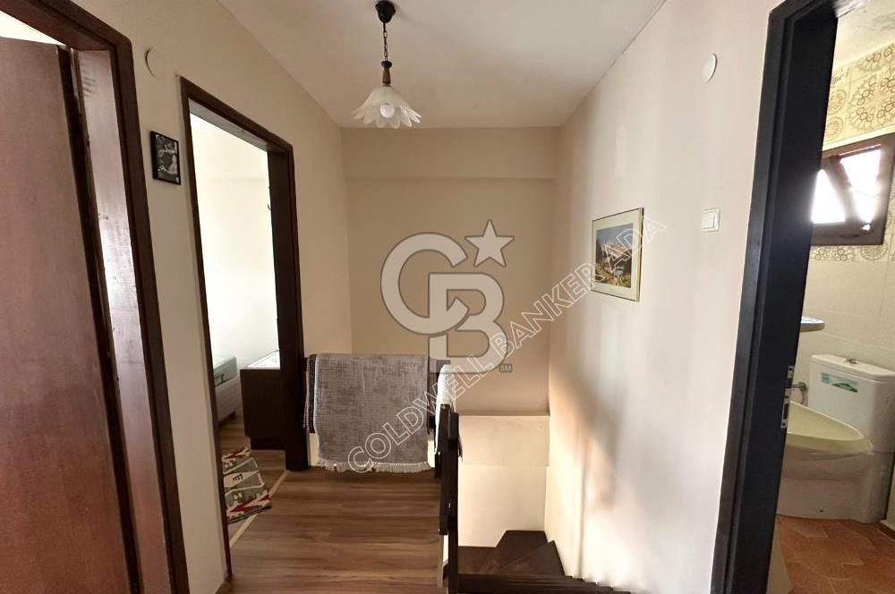 KUŞADASI GÜZELÇAMLI DENİZE 100 METRE SATILIK VİLLA