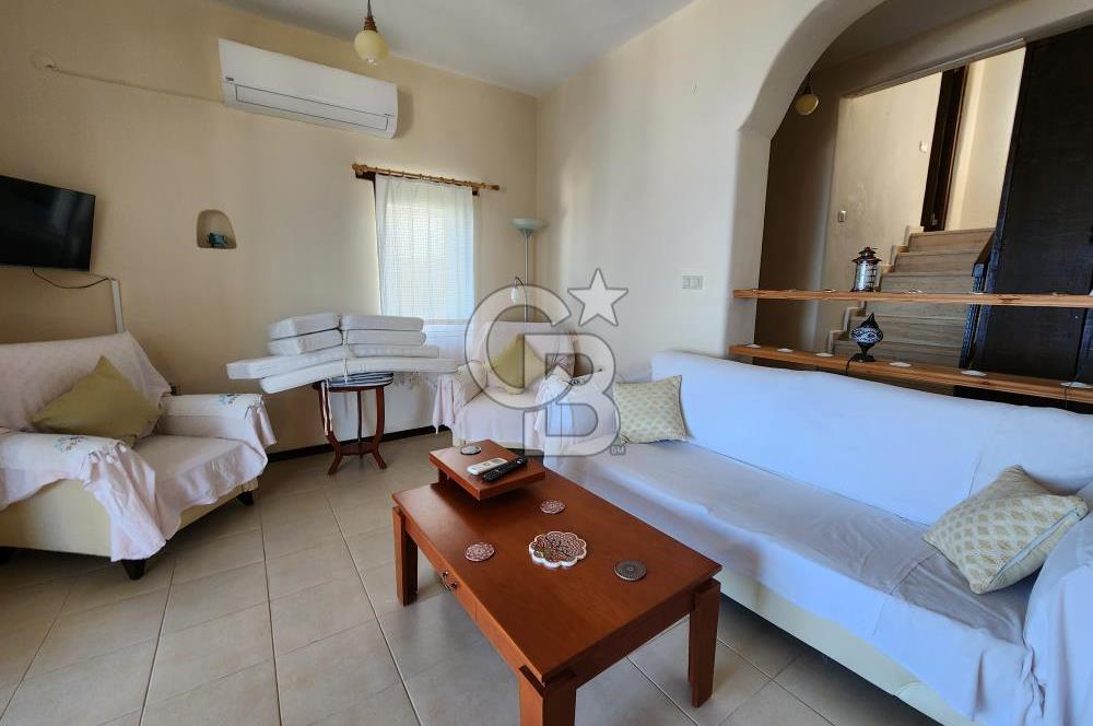 GÜMÜŞLÜK KOYUNBABA LEBİ DERYA MANZARALI BAHÇELİ MÜSTAKİL VİLLA