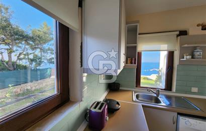 GÜMÜŞLÜK KOYUNBABA LEBİ DERYA MANZARALI BAHÇELİ MÜSTAKİL VİLLA