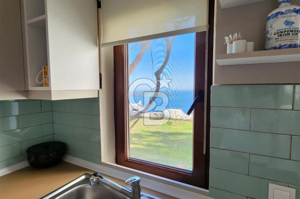 GÜMÜŞLÜK KOYUNBABA LEBİ DERYA MANZARALI BAHÇELİ MÜSTAKİL VİLLA