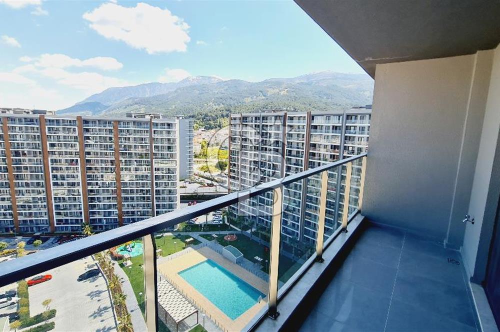 Manisa Meydan Sitesi Havuz Cephe Eşyalı Kiralık1+1 Daire