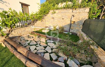 GÜMÜŞLÜK KOYUNBABA LEBİ DERYA MANZARALI BAHÇELİ MÜSTAKİL VİLLA