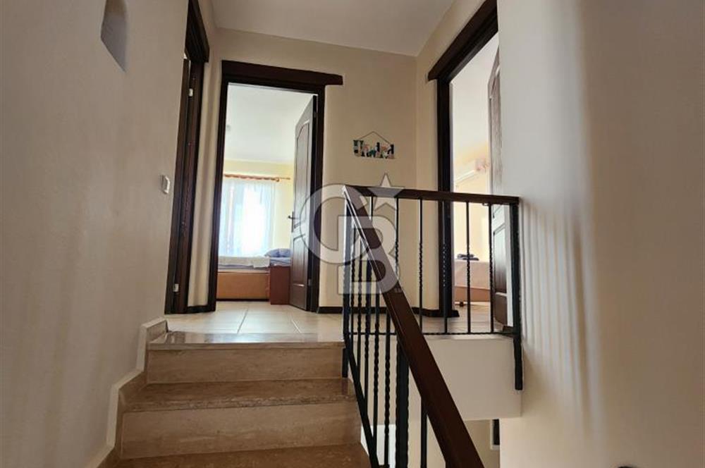 GÜMÜŞLÜK KOYUNBABA LEBİ DERYA MANZARALI BAHÇELİ MÜSTAKİL VİLLA