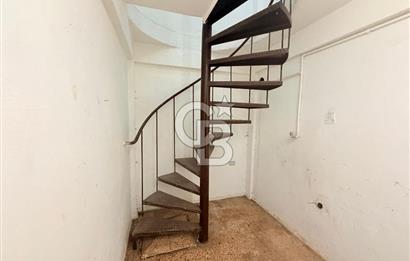 Yeşillik Caddesinin Arkasında 25 m2 Kiralık Dükkan