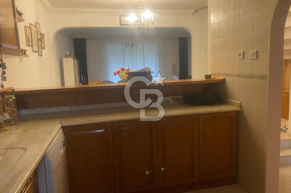 Emlak Konut Satılık Villa Yalova Altınova Altınova Tavşanlı Bld. Altınkent Sitesi Favori İlanlarım Favori Aramalarım Size Özel İlanlar Karşılaştır YALOVA ALTINOVA TAVŞANLIDA HUZURLU HAVUZLU SİTEDE SATILIK VİLLA!