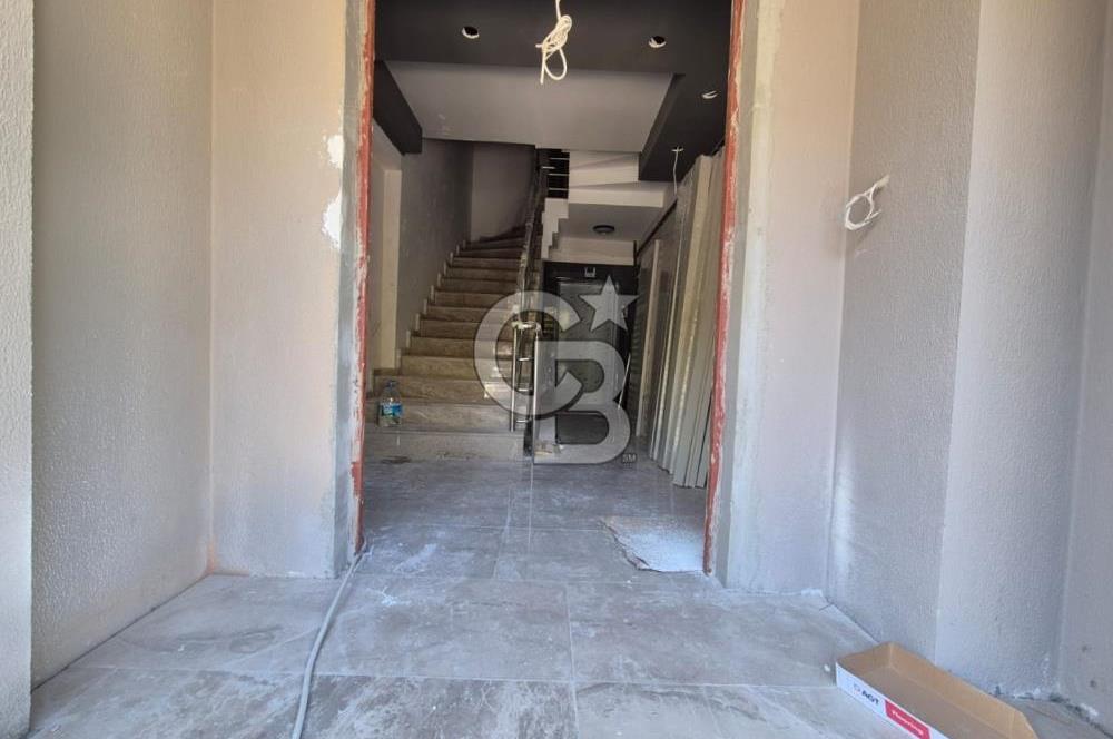 Karşıyaka Aksoy da 4+1 çift teraslı sıfır Dubleks Daire