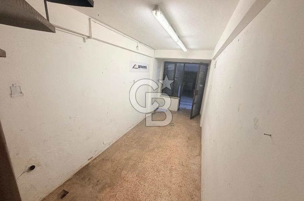 Yeşillik Caddesinin Arkasında 25 m2 Kiralık Dükkan