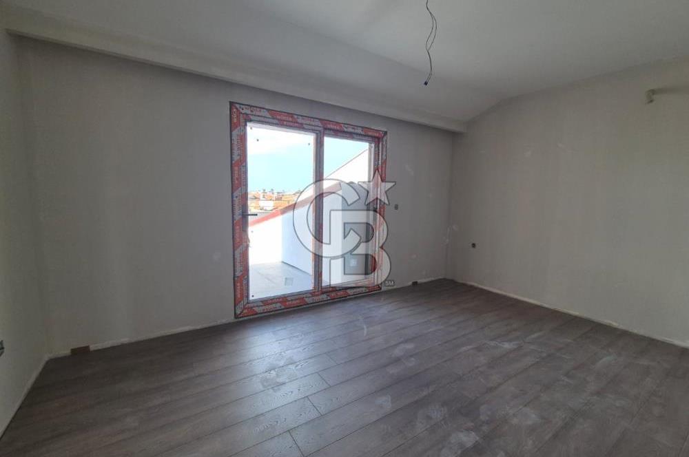 Karşıyaka Aksoy da 4+1 çift teraslı sıfır Dubleks Daire