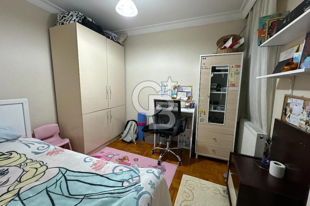 Karşıyaka Yalı Mahallesinde 3+1, Merkezi Konum, Fırsat Daire!