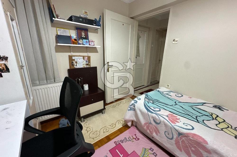 Karşıyaka Yalı Mahallesinde 3+1, Merkezi Konum, Fırsat Daire!