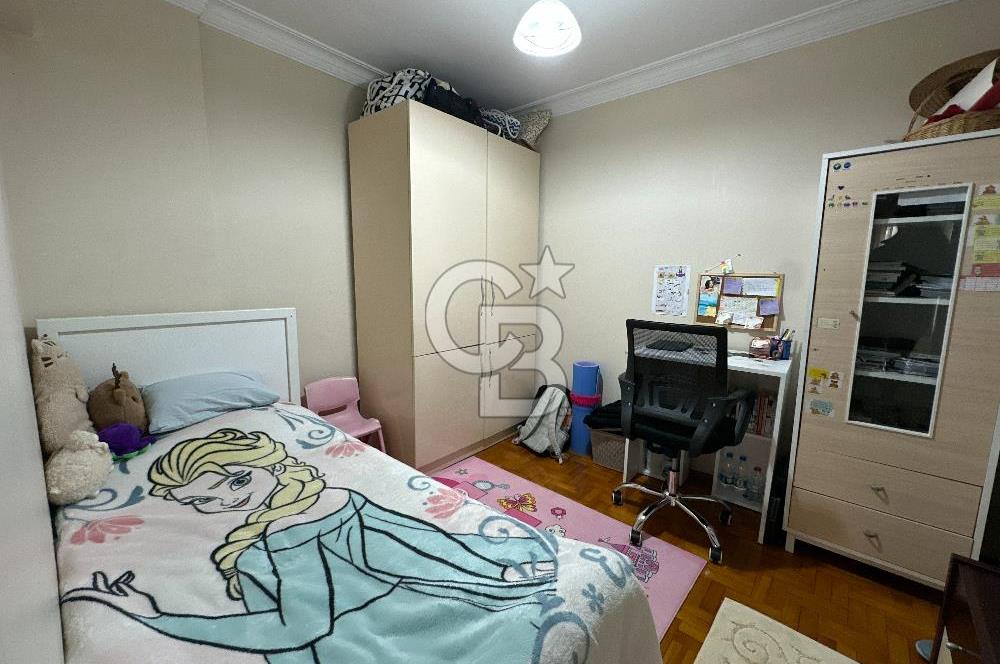 Karşıyaka Yalı Mahallesinde 3+1, Merkezi Konum, Fırsat Daire!