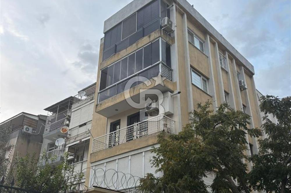 Donanmacı mahallesinde ferah kiralık 2+1