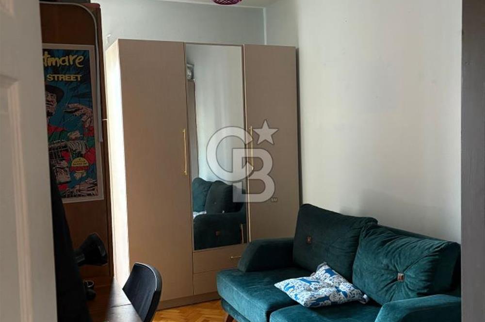 Donanmacı mahallesinde ferah kiralık 2+1