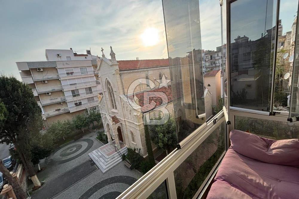 Donanmacı mahallesinde ferah kiralık 2+1